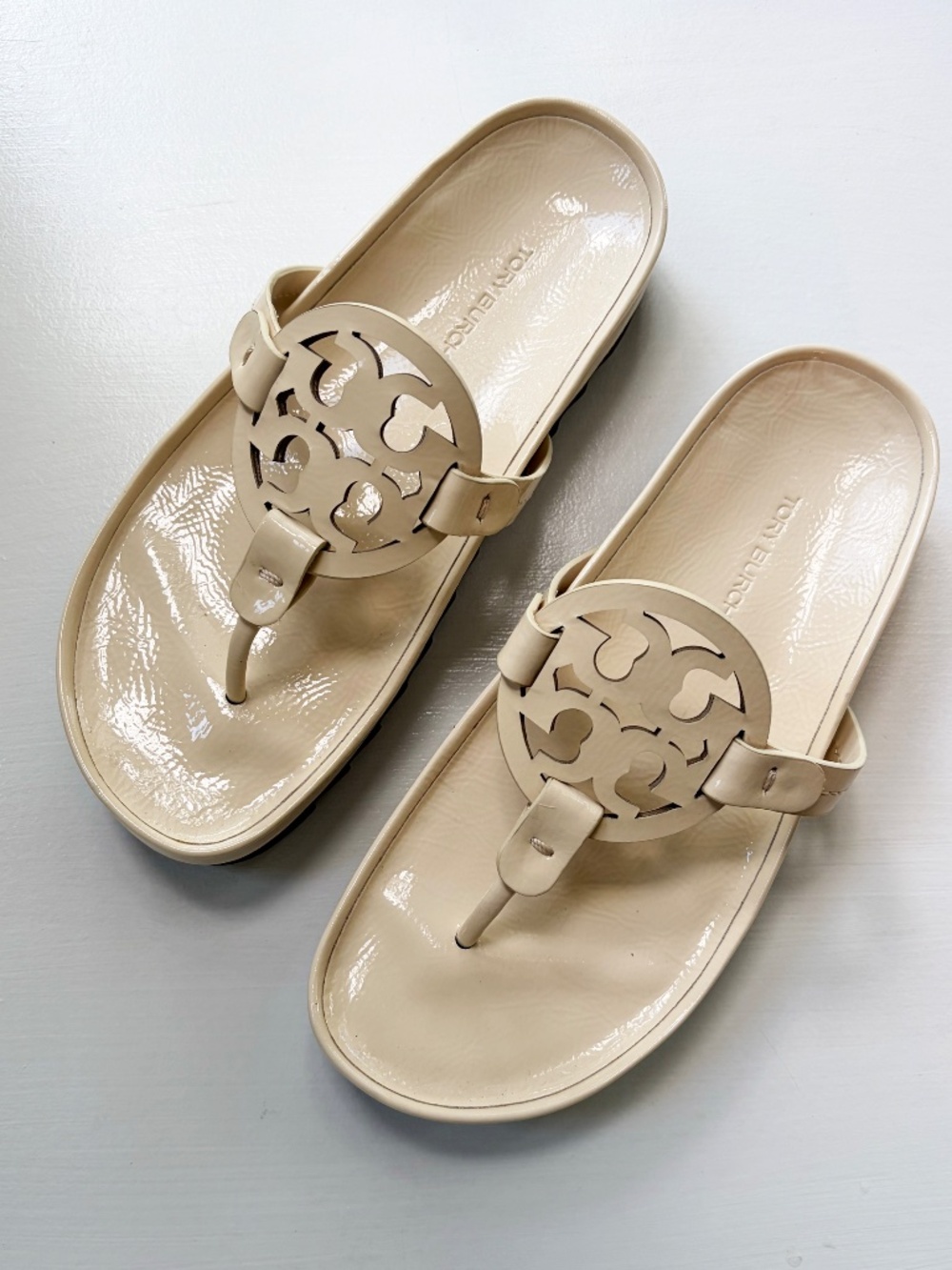Like New Tory Burch Miller Cloud Lug in New Cream, Size 6.5 - Picture 2 of 6